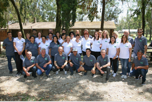 un team di 70 persone